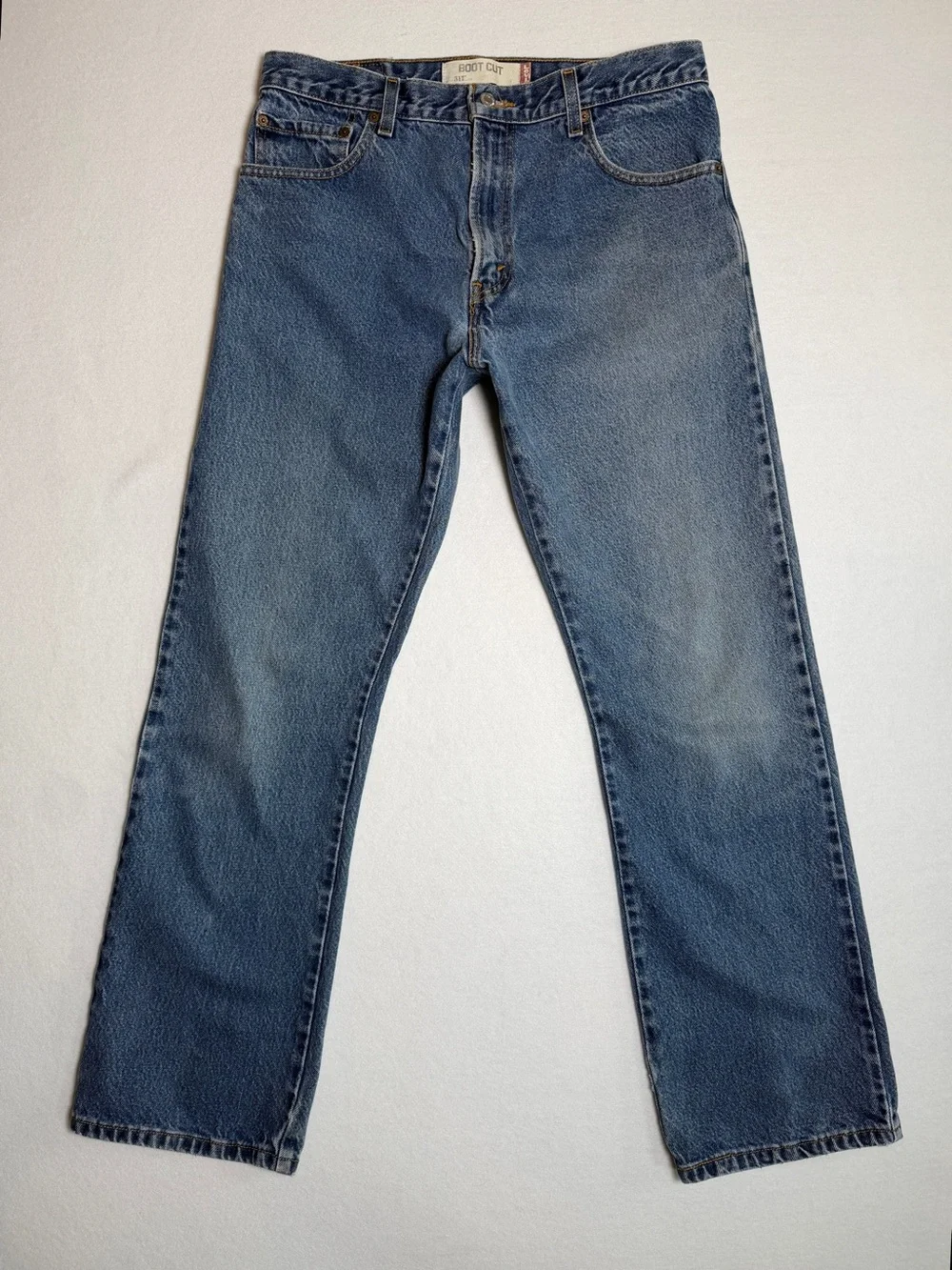 VINTAGE Levi's 517 Bootcut Med/Darker Wash Actual Size 33 X 31 READ DESCRIPTION